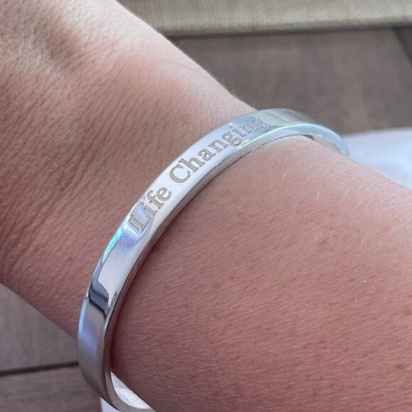 Engraved "Life Changing" Inspirational Silver Bangle Bracelet - Picture 14 of 15